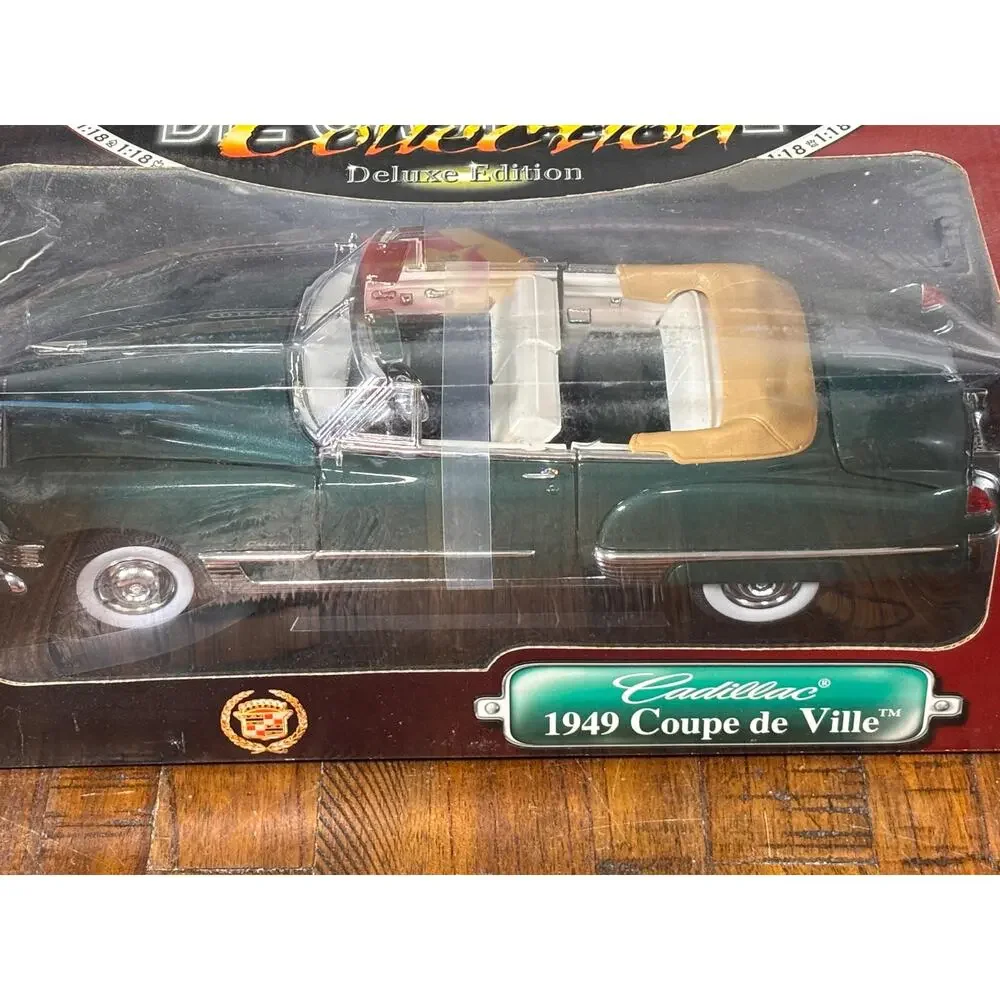 1/18 Diecast Road Legends Collection 1949 Green Cadillac Coupe De Ville New